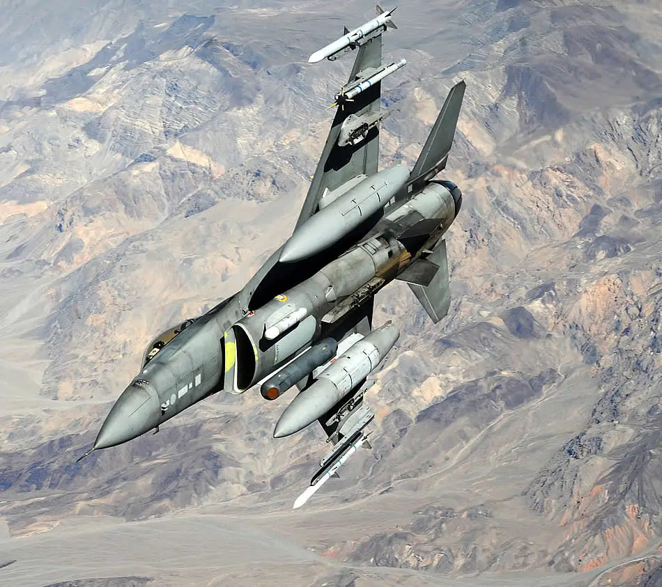 http://www.strategypage.com/gallery/images/bring-it-f-16-falcon-05-2011.jpg
