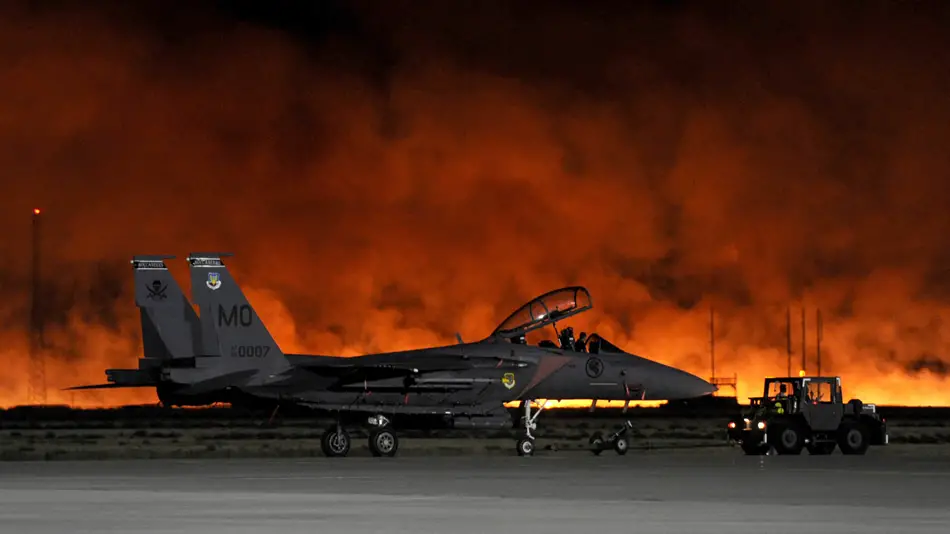 http://www.strategypage.com/gallery/images/fire-in-the-sky-f-15E-08-2011.jpg