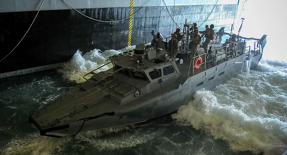 assault-boat-05-2015.jpg